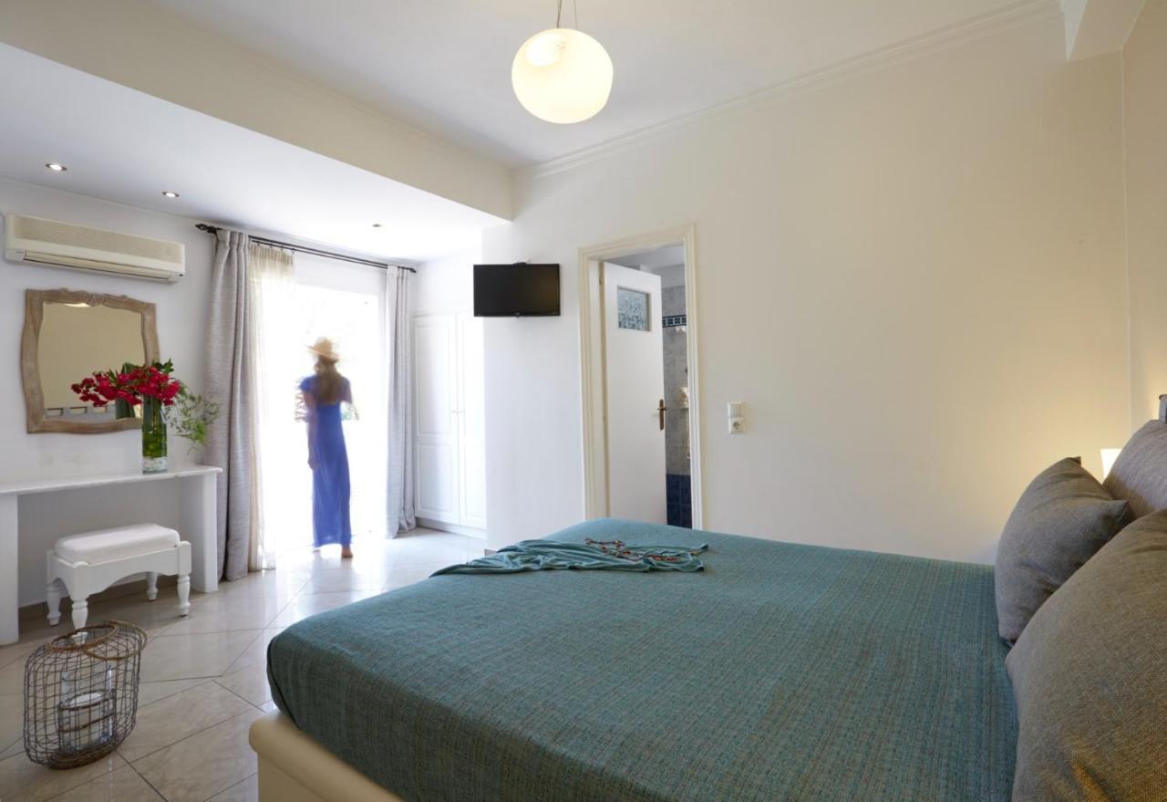 Hermes Hotel Kamári Exteriér fotografie
